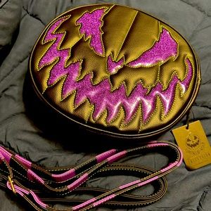 Love pain and stitches Pumpkin Bag